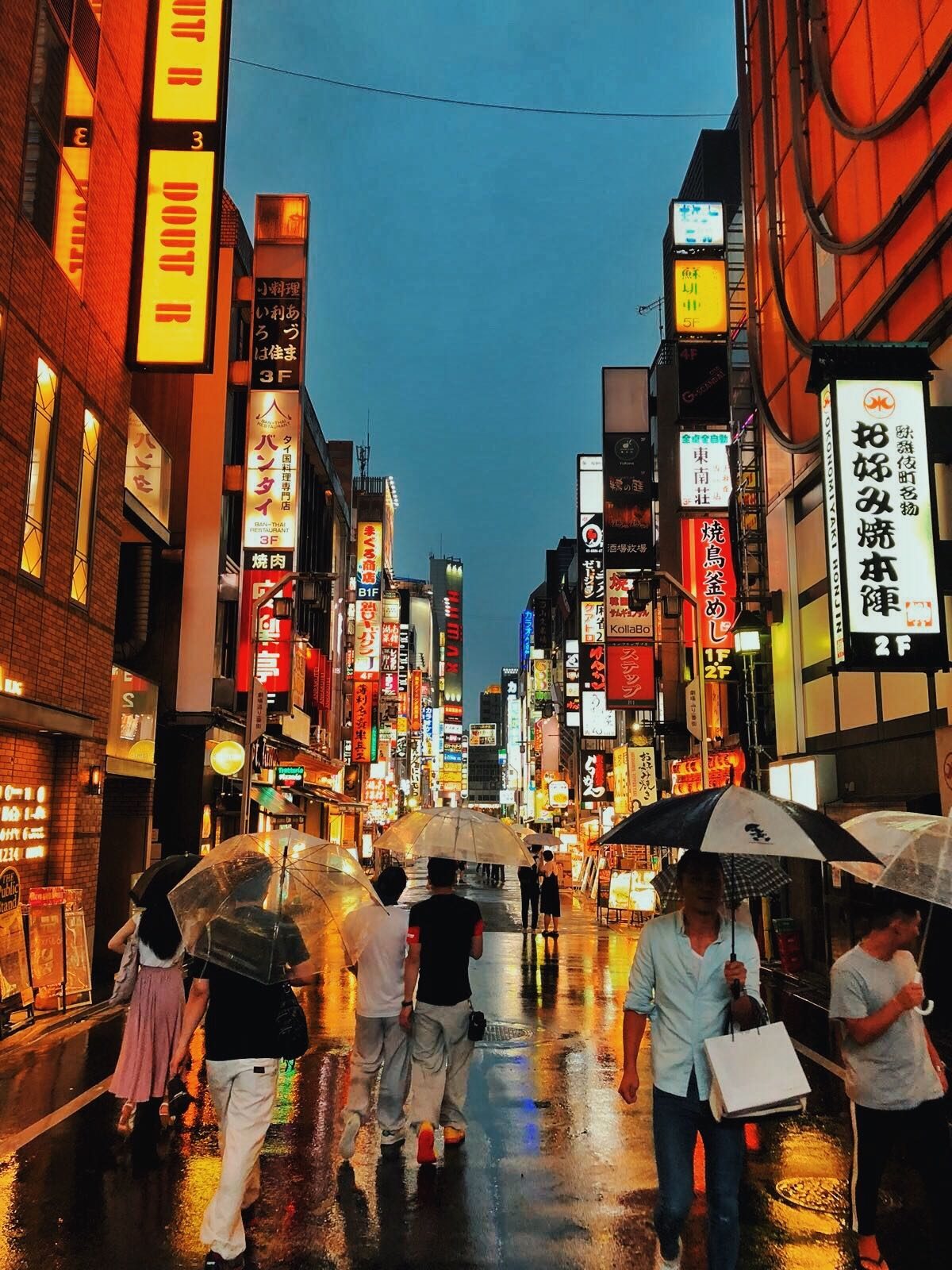 A picture of a busy street in Tokyo, Japan, taken in 2018.